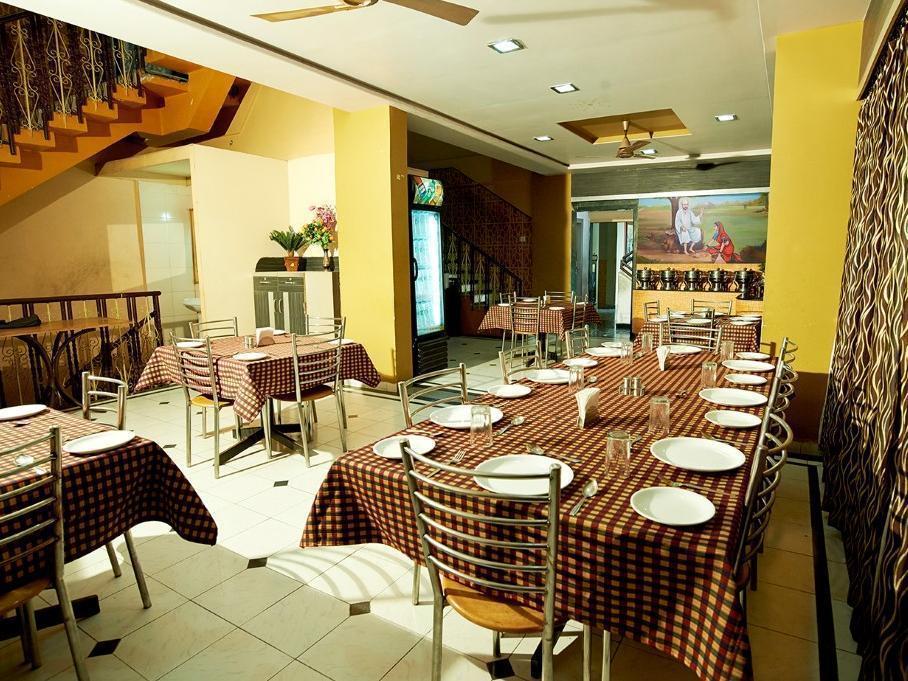 Saideep Villas Shirdi Extérieur photo